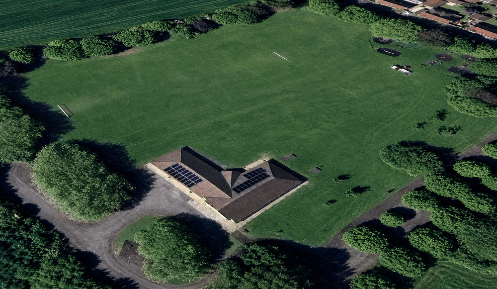 Animated outside-space overlay guide for Flax Bourton Hub.